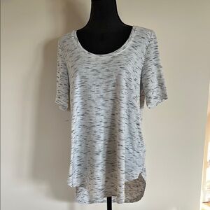 Maurice’s NWOT Women's Heather Gray Top size large